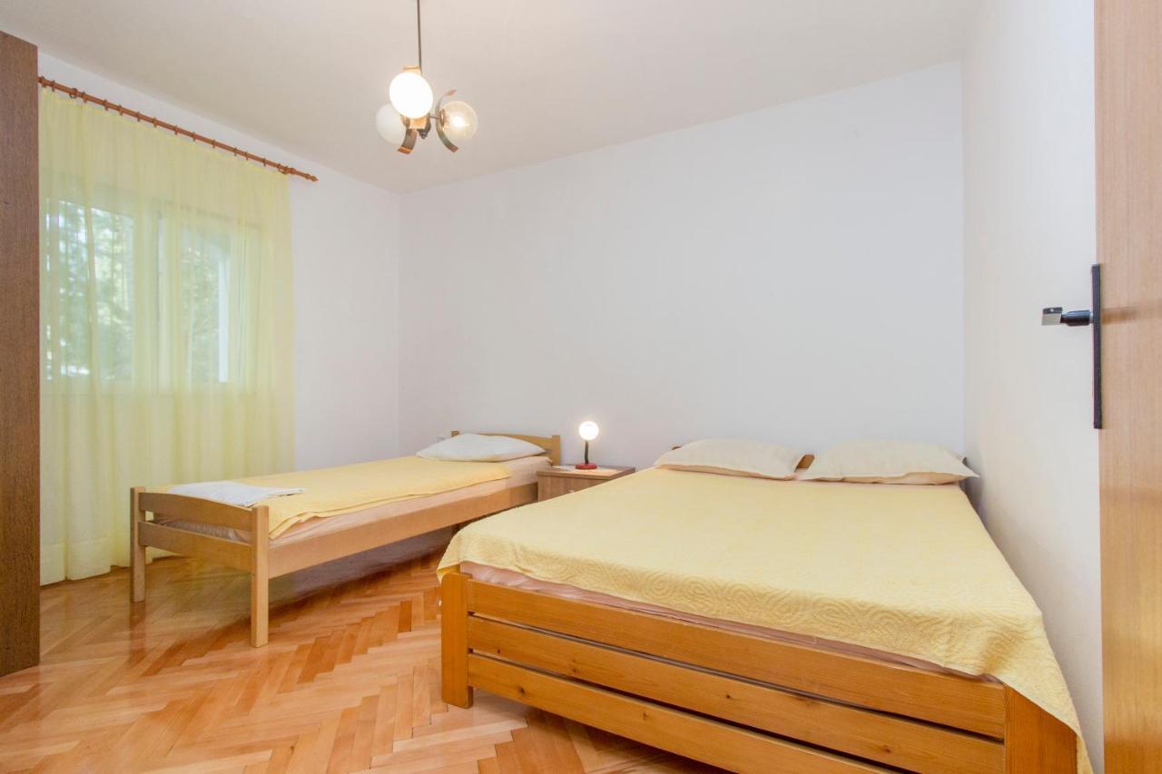 Apartments Ivan Vodice Eksteriør billede