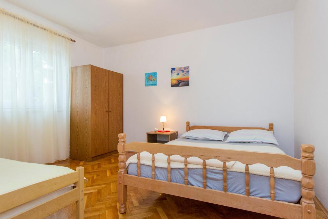 Apartments Ivan Vodice Eksteriør billede