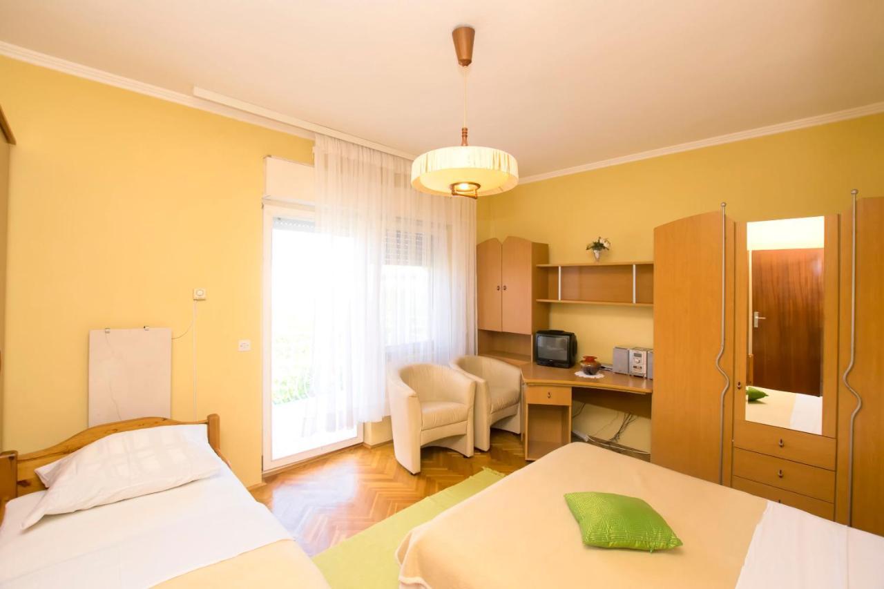 Apartments Ivan Vodice Eksteriør billede